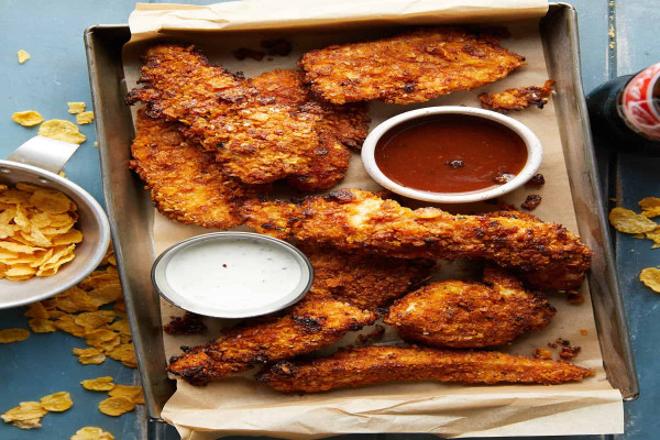Air Fryer Cornflake-Crusted Chicken Tenders