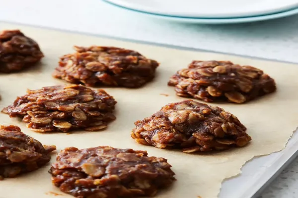 No Bake Peanut Butter Chocolate Cookies