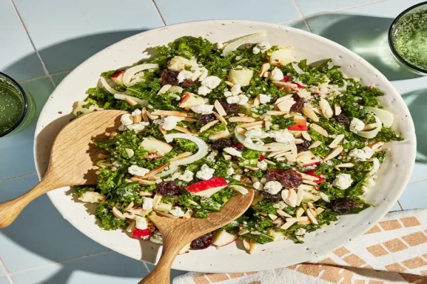 Kale Quinoa & Apple Salad