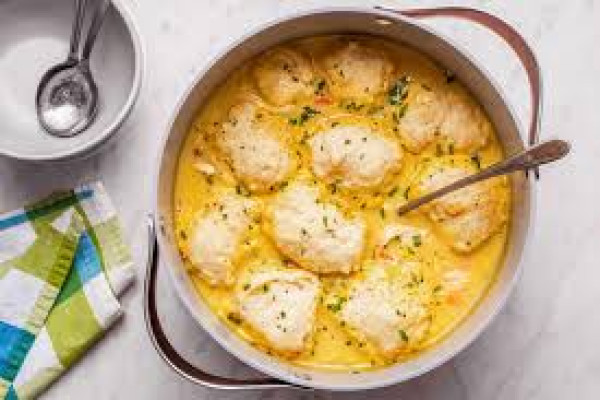 Super Easy Chicken and Dumplings