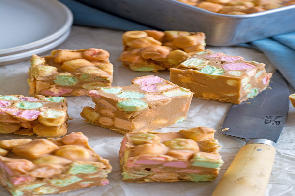 Peanut Butter Marshmallow Squares